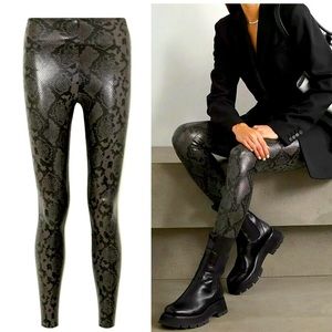 Grey snakeskin Commando leggings